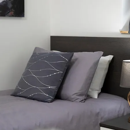 Modern & Spacious 2br With Country Views - Close To Xemxija Bay דירה