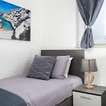Modern & Spacious 2br With Country Views - Close To Xemxija Bay Appartement