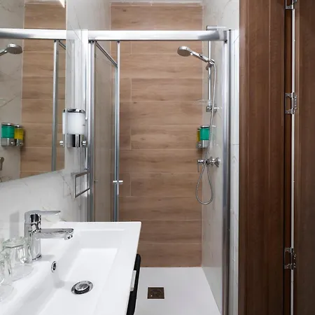 Modern & Spacious 2br With Country Views - Close To Xemxija Bay 아파트 세인트폴스베이