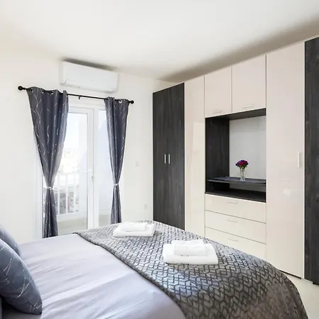 Modern & Spacious 2br With Country Views - Close To Xemxija Bay * סיינט פול ביי