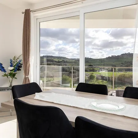Modern & Spacious 2br With Country Views - Close To Xemxija Bay דירה סיינט פול ביי