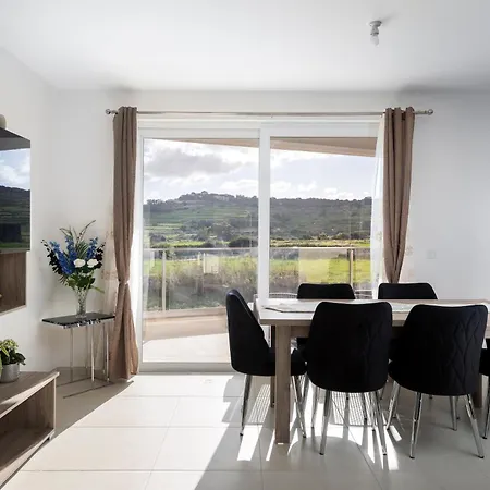 Modern & Spacious 2br With Country Views - Close To Xemxija Bay סיינט פול ביי