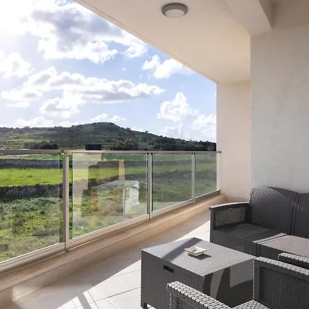 Modern & Spacious 2br With Country Views - Close To Xemxija Bay *