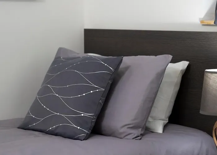 Modern & Spacious 2br With Country Views - Close To Xemxija Bay Lägenhet